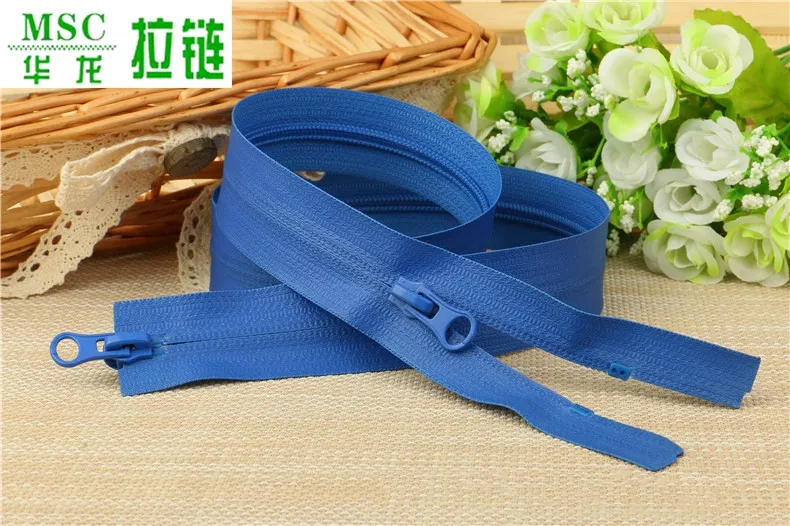 #5 Customized Nylon Reversed Open End Zipper