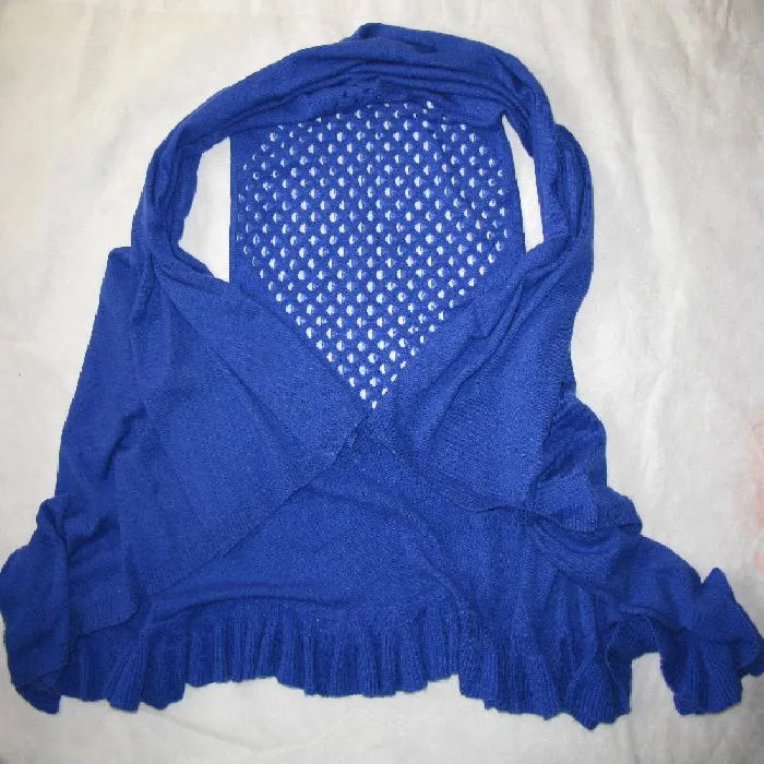 10% Cashmere 90% Wool Knit Cape
