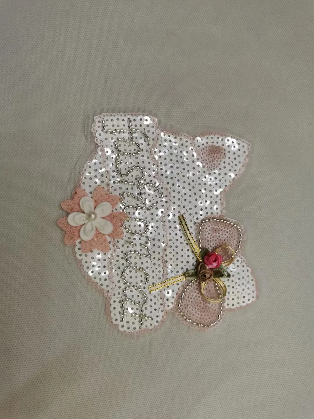 2021 Latest Garment Accessory Fashion Lovely Hallow-Kitty Beaded Sequin Cat Applique Patch for Garment
