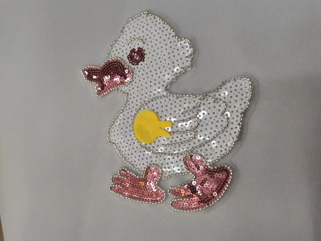 2021 Latest Garment Accessory Fashion Lovely Hallow-Kitty Beaded Sequin Cat Applique Patch for Garment