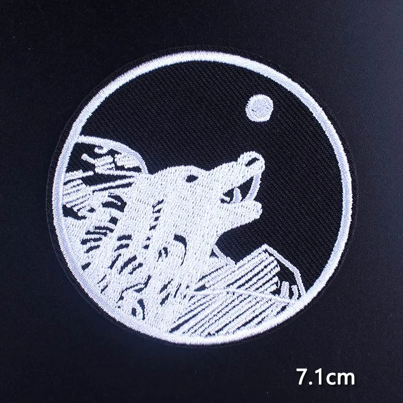 Adventure Travel Embroidered Badges Patches for Clothing Iron on Patch Explore The Natural Mountains and Rivers