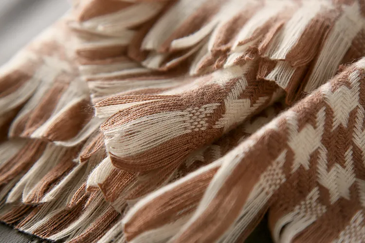 Female Autumn Winter Faux Wool Light Luxury Houndstooth Style Women Swallow Gird Stylish Classical Temperament Scarf for Lady