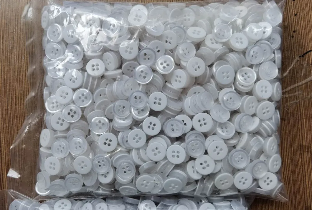 Good Quality Fashion Colorful Buttons Resin Shirt