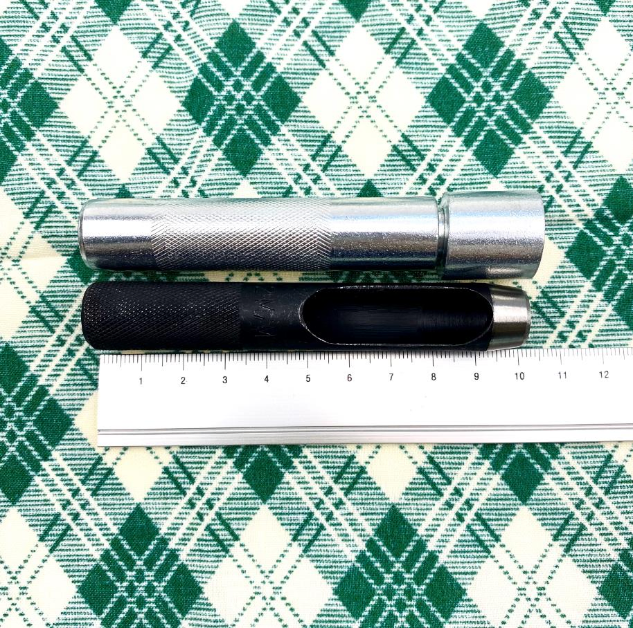 Grommet Setting Tool 100 PCS Grommets Eyelets with Storage Box Durable Sturdy Eyelets Kit