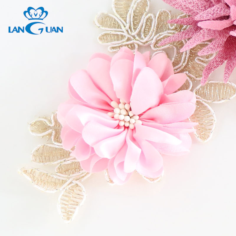 Handwork Tulle Lace Mesh Pink Flower Beaded Lace Applique for Evening Dress