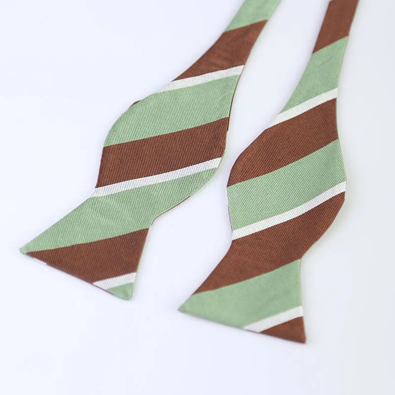 High Quality 100% Silk Men′s Jacquard Striped Self Bow Ties with Your Label