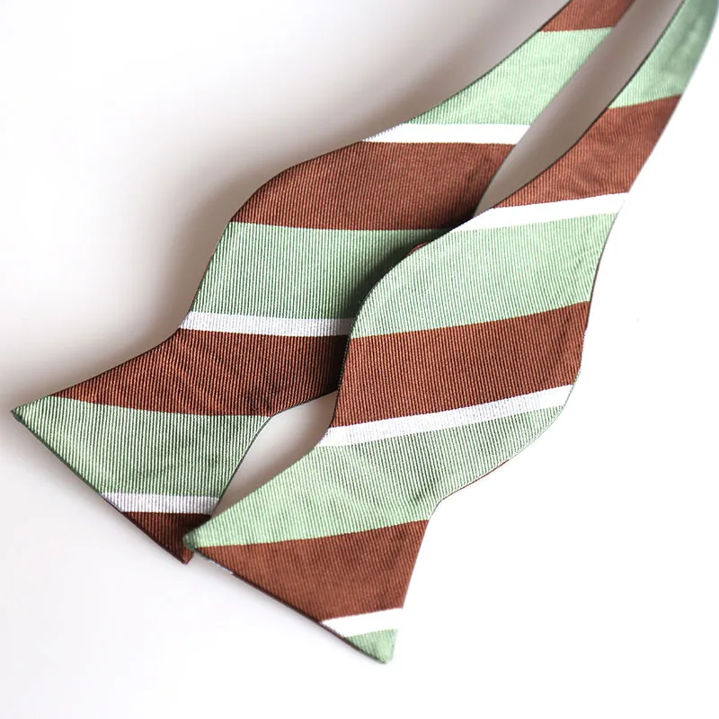 High Quality 100% Silk Men′s Jacquard Striped Self Bow Ties with Your Label
