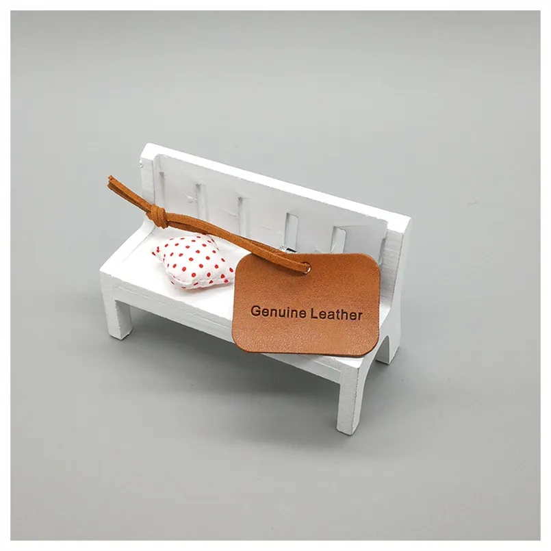 High Quality Silk Screen Washable Retro Leather Label for Luggage