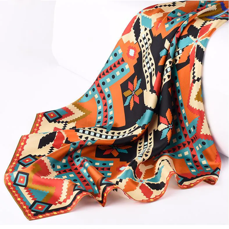 Ladies′ Custom Print High Quality Nature Silk Scarf Bandanas