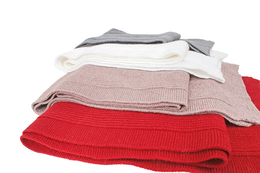 Lady Acrylic Custom Logo Excellent Quality Girls Soft Pin Knitting Winter Neck Scarf for Kids Students