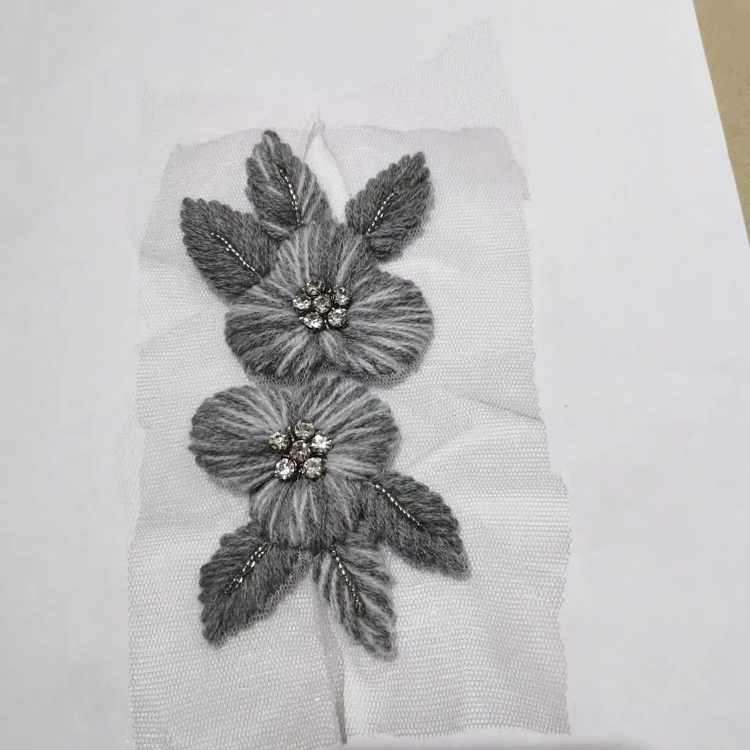 New Style Wholesale Sew on Flower Lace Embroidery Beaded Patch with Sequins for Clothing Accessories