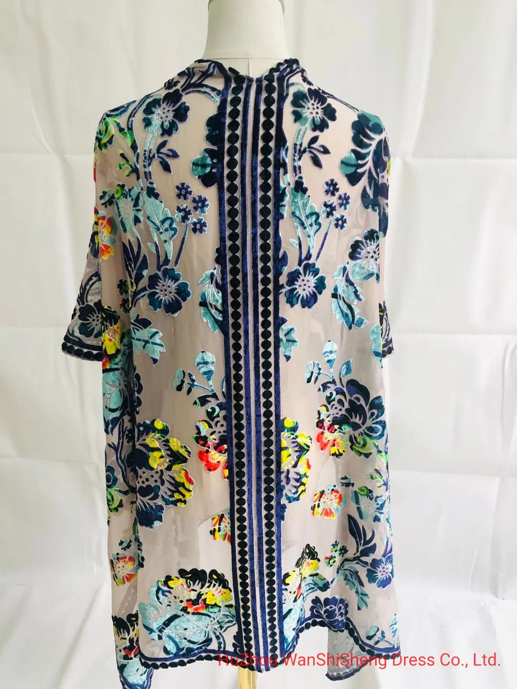 White Colour Flower Burn out Scarf Ponchos for Women, Spring and Fall Shawl Velvet Poncho